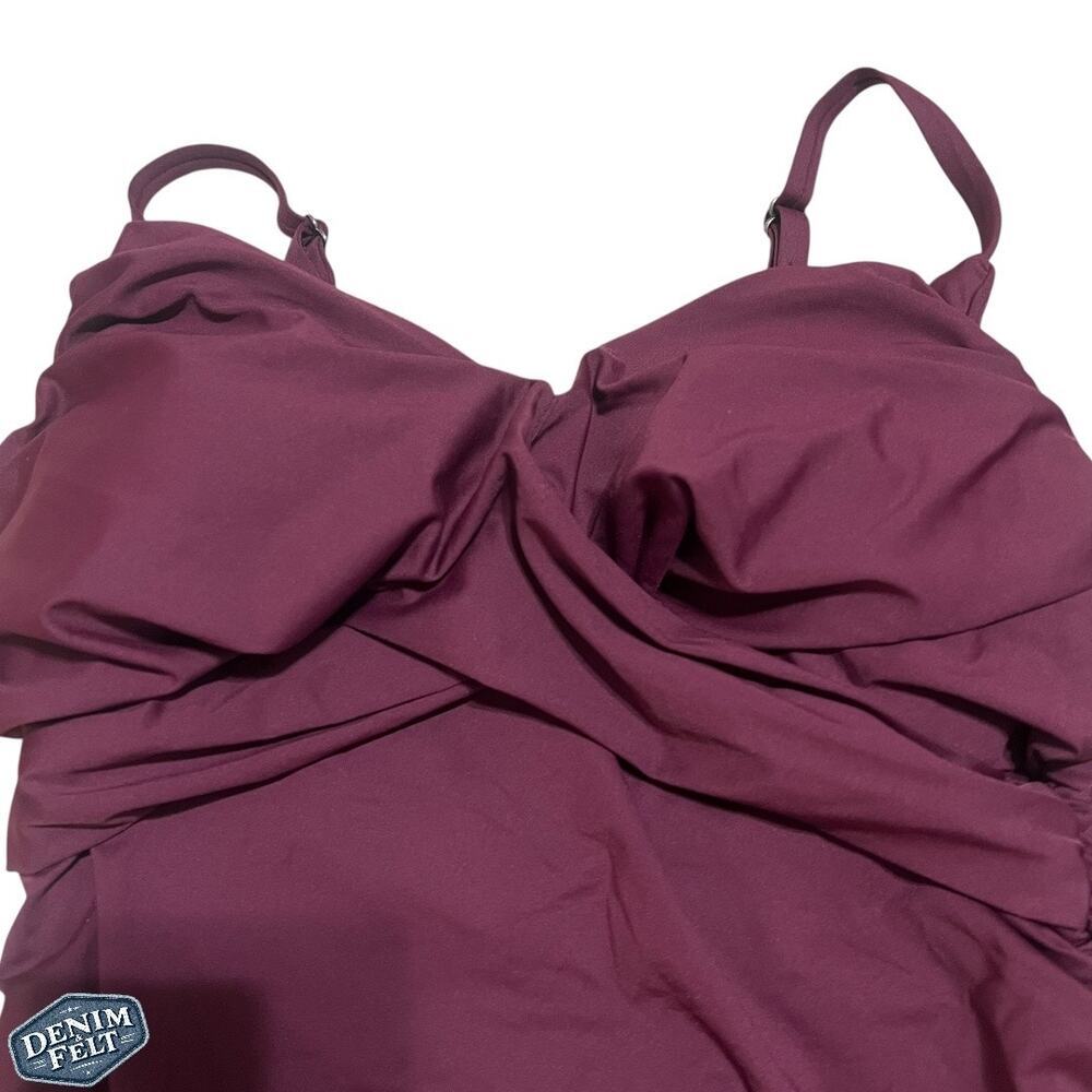 Halara Deep V Neck Adjustable Strap Backless Ruch… - image 12